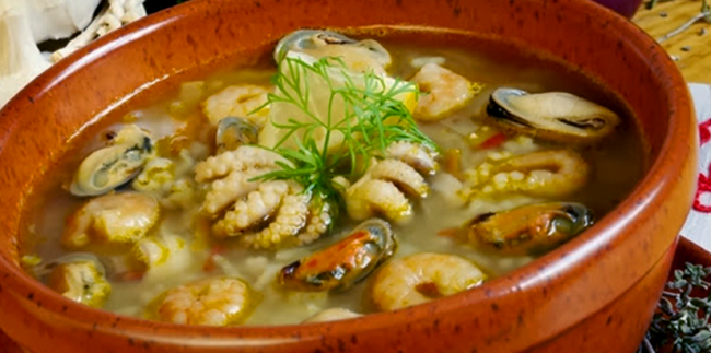 El mundo en español – LAS COMIDAS DE TRES PLATOS El mundo en español - LAS COMIDAS DE TRES PLATOS